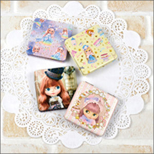Compact and Cute! “Blythe Mini Mirror”.