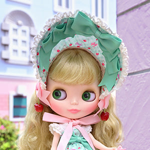 Information on how to sell TOPSHOP limited edition Neo Blythe “Creamy Cherry Sweetheart”.