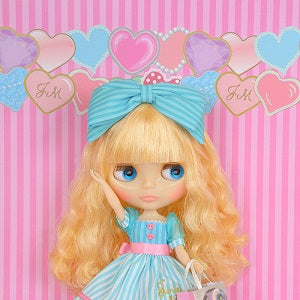 CWC Exclusive “hello again Junie Moonie Cutie” final details