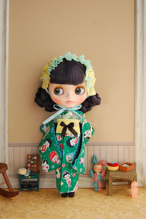 Dress set (Neo Blythe Size) “Neo-size Retro Kokeshi Kimono 3-piece Set” by TIROL