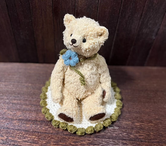 ☆OOAK☆ Stuffed toy"①Luv-able &Hug-able" by Naomi Bear
