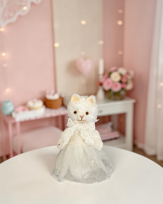 ☆一点物☆ぬいぐるみ「ミニチュアホワイトねこさん 」by KAZARIYA