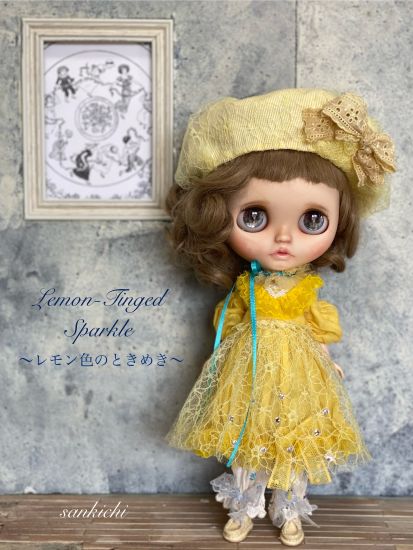 ドレスセット（ネオブライスサイズ）「Lemon-Tinged Sparkle  〜レモン色のときめき〜（小花柄））」by sankichi