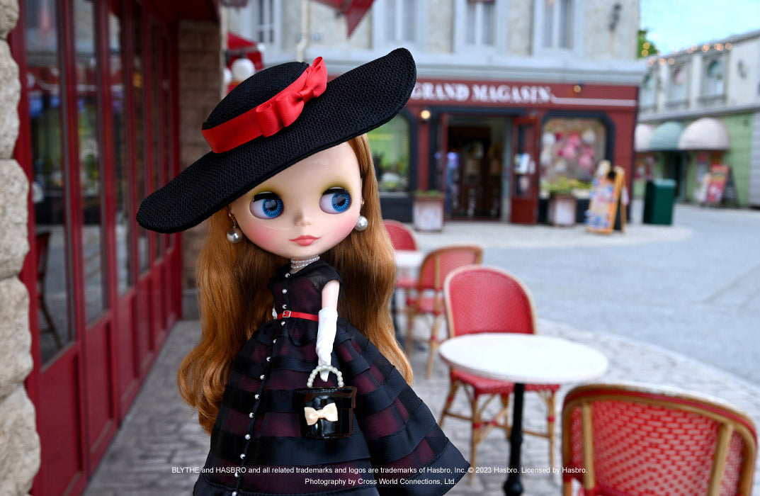 Neo Blythe "Brenda's Extraordinary Day"